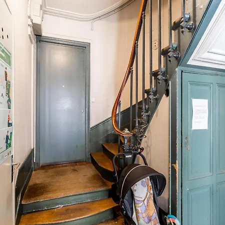 Gambetta Apartment Paris
